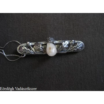 Vadász nyakkendő szorító